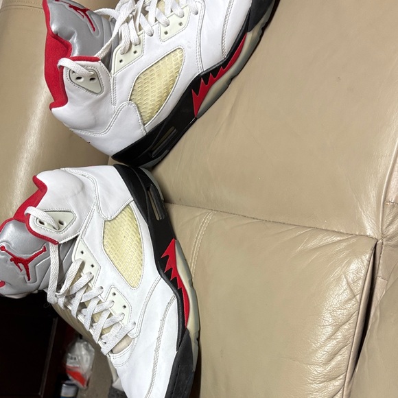 OG Air Jordan five. Fire Red Sneakers - Picture 5 of 5